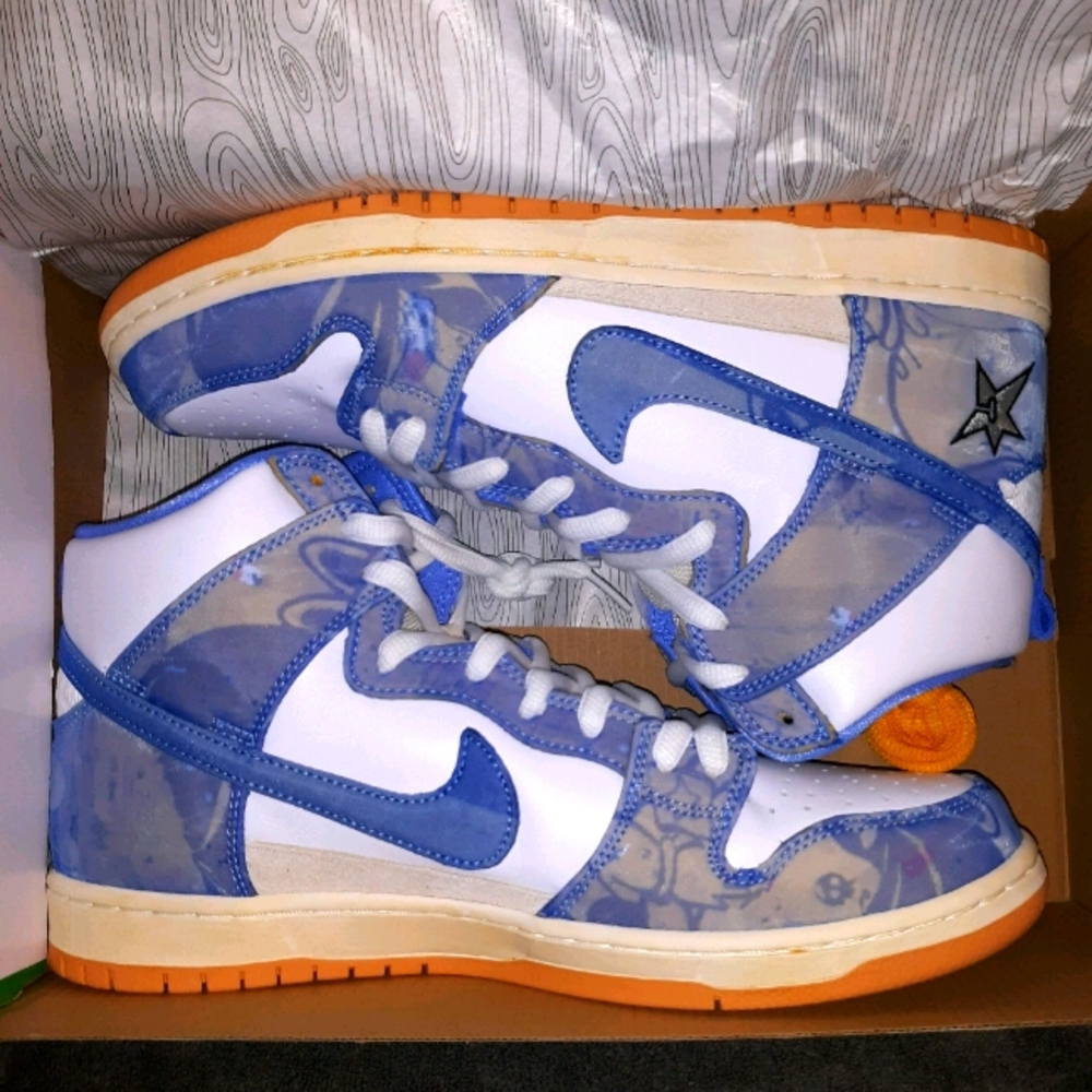 Nike SB Dunk High x Carpet Company

Royal Pulse
